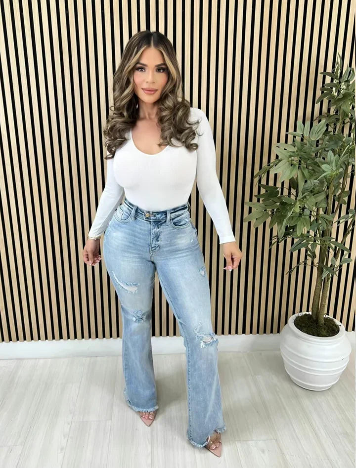 CYNTHIA JUDY BLUE HIGH WAIST LIGHT WASH FLARE W/FLARE POCKETS